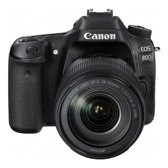 EOS 80D Kit EF-S 18-135mm IS USM